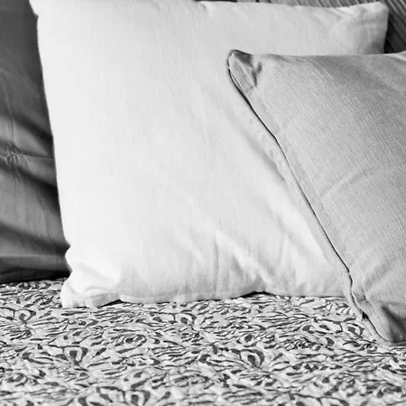 Am Pavillon, Bed&kitchen برن