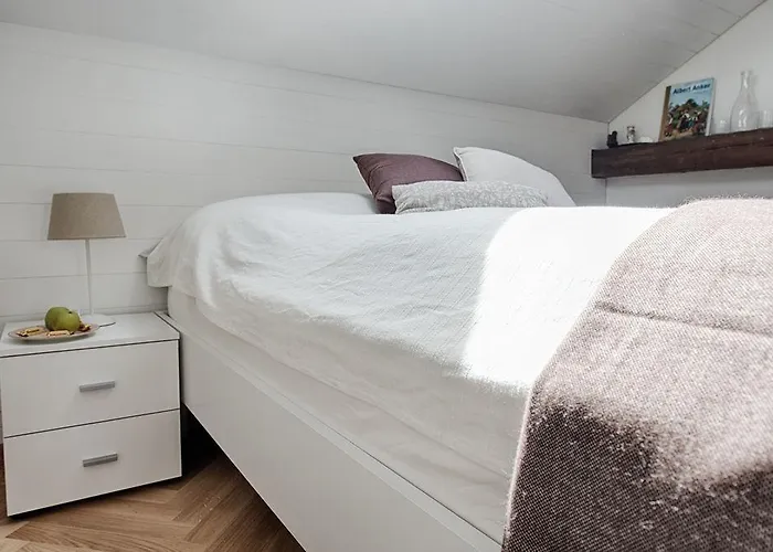 Am Pavillon Bed & Kitchen 3* ברן